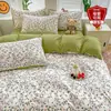 Juego de Ropa de Cama Fresco y Sencillo de Cuatro Piezas, Funda de Edredón, Ropa de Cama Individual para Dormitorio de Chicas, Uso en el Hogar, Lavable, Conjunto Moderno de Tres Piezas