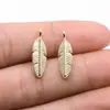 20X6Mm 0.6g Multicor Exportação DIY Acessórios de Joias Animal Voador Pena Pingente