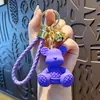 Llavero Colgante Oso Violento de Dibujos Animados de Resina Encanto para Bolso de Pareja Cordón para Llave de Coche Colgante para Teléfono Pequeño Regalo