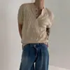 Camiseta de Tricô com Gola Polo Masculina Manga Curta 2025 Verão Fina Design Torcido Moda Coreana Solta Meia Manga
