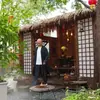 Alojamiento Rural de Moda en Villa de Madera con Techo de Paja, Paisajismo de Patio Rural, Sala de Té y Madera Resistente a la Corrosión al Aire Libre para Turismo Agrícola