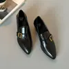 Mocassins Femininos Profundos em Couro Bovino Estilo Francês Inspirado no Britânico com Fivela de Cinto, Salto Grosso, Corte Profundo, Toque de Luxo, Adequados para o Trabalho, Sapatos Elegantes de Couro