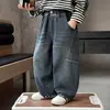 Calça Masculina Estilo Primavera e Outono 2026 Nova Estilo Coreano Legal e Bonito Roupas para Meninos Pequenos Jeans Legal e Bonito Estilo de Rua Calça Comprida Infantil