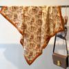 2023 Novas Letras Primavera e Outono Moda Sarja 90 Grande Lenço Quadrado Lenço de Seda Feminino Lenço Decorativo Verão Protetor Solar Toalha de Praia