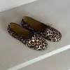 ¡La fábrica está en proceso de producir bienes! Zapatos Planos de Estilo Coreano, Suaves y Cómodos, Redondos, con Lazo, Bajos, sin Cordones, para Mujer