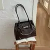 Bolso vintage de alta calidad para mujer, modelo nuevo 2026, bolsa de mano de gran capacidad, bolso de hombro para el día a día, simple y versátil