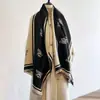 Diseño de Abejita Chal Exterior de Imitación Cachemir Bufanda Otoño e Invierno para Mujer Bufanda Elegante Retro Elegante
