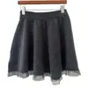Saia de Lã Cinza com Aplicação de Renda na Bainha, Design de Outono e Inverno, Saia A-Line de Cintura Alta com Caimento Slim, Meia Saia