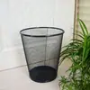 Venta al por mayor de fábrica Cubo de basura de malla metálica para el hogar Papelera de metal para oficina Cubo de basura para hotel Fuente de tienda de diez yuanes