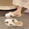 Chinelos para Mulheres, de Salto Baixo, com Solado Macio, Novo Estilo Verão 2024, Chinelos Fechados na Ponta, Adequados para Usar com Saias, Antiderrapantes