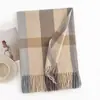 Bufanda de Cuadros Nueva para Mujer, Elegante y Cálida, Versátil para Otoño e Invierno, Cachemira Sintética, Tacto de Alta Gama, Chal y Calentador de Cuello, Venta al por Mayor