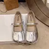Zapatos Mary Jane Versátiles con Separación de Dedos para Mujer, Nuevos Zapatos Planos de Correa Única para Primavera y Otoño, con Faldas, Zapatos de Abuela, Modernos