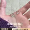 Pendientes de aguja de plata pura S999 con circonita brillante, diseño exquisito y compacto, pendientes de nicho de lujo ligero de alta gama