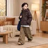 Ropa para Niños Zhilai Chaqueta de Plumas para Niños 2026 Invierno Nuevo Estilo Abrigo Engrosado para Niños Ropa Cálida para Bebé Niño Moderna