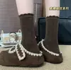 Calcetines de Punto para Mujer Estilo Retro Old Money Otoño e Invierno con Encaje Patrón Oscuro Espiga Versátil Estilo Coreano Cálidos de Caña Media-Alta