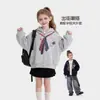 Moda de Primavera Ropa para Niñas Tops Elegantes Nuevo Estilo de Primavera Estilo Academia Infantil Sudadera con Capucha y Estampado de Corbata Falsa Chaqueta
