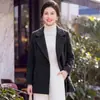 2026 Nuevos y Modernos Cárdigans Transfronterizos Otoño-Invierno para Madres, Tallas Grandes para Personas de 50-60 Años, Abrigos Versátiles Estilo Chanel