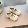 Zapatos Casuales de Cuero para Niños 2025 Verano Nuevo Estilo Niños Pequeños y Medianos Moda Deportivos Zapatos Individuales Moda para Niñas Zapatos de Cuero