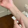 Pulseira de Cabacinha Dupla da Sorte e Prosperidade Estilo Chinês para Mulheres, Acessório Étnico Simples de Nicho Cravejado com Pedras, Presente para Melhor Amiga