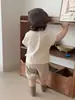 Categoria a 95% Algodão Conjunto de Verão Fino para Bebê Estampa de Desenho Camiseta de Manga Curta + Calcinha de Listras Verticais Conjunto de Duas Peças para Homem