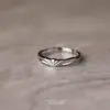Anillo de Pareja de Plata de Ley S925 Día de San Valentín Chino Princesa y Caballero Piedra Lunar Anillo Simple Elegante para Amantes