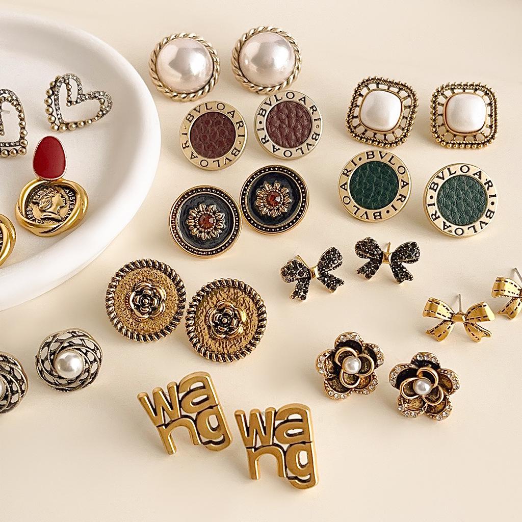 1_0018_组 12 拷贝.jpg