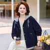Nueva Chaqueta Corta con Capucha y Bloques de Color Versátil Otoño 2026, Atuendo Elegante de Primavera y Otoño para Madres, Chaqueta Holgada y Adelgazante