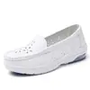 Zapatos de enfermera para mujer con suelas blandas, transpirables, blancos, cómodos, antideslizantes, resistentes al desgaste, no fatigan, resistentes a olores, con amortiguación de aire, zapatos de trabajo de suela plana para personal médico