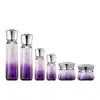 Frascos cosméticos de alta qualidade com gradiente roxo, frascos de vidro com dispensador para loção, frascos para creme de essência água-creme, customização OEM/ODM