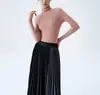 Suéter Fino Ajustado de Otoño Temprano 2024 Sin Presión Color Caramelo Cuello Alto Interior Sin Costuras Camiseta de Punto Base para Mujer