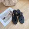 Chanclas 2025 Sandalias Planas Versátiles Piel Genuina para Mujer Exteriores Verano Estampado de Letras Talla Grande 42 Zapatos de Mujer Cómodos Antideslizantes