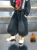 Ropa de Otoño e Invierno para Niños Bolsillo Trasero Bordado Jeans con Felpa Ropa de Una Pieza de Terciopelo Suelta Casual para Niños Pantalones de Bebé Comercio Exterior