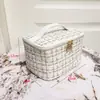 Bolsa de cosméticos estilo Chanel nueva de celebridad de Internet, bolsa de almacenamiento para cuidado de la piel, bolsa de viaje portátil, neceser de alta calidad