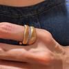 Anillo de Diamante Forma de Hoja de Plátano Artesanía Cepillada Italiana Lujo Ligero Estilo Retro de Corte Alto Anillo de Dedo Noble