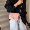Bolsos de Aspecto Elevado para Mujer Primavera y Verano 2025 Nueva Moda Bolsos para Mujer Bolsos Cuadrados Pequeños de Alta Calidad Bolsos Cruzados Versátiles con Cadena