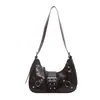Bolso nuevo de moda 2025 con forma de media luna, versátil para ir al trabajo, bolso de hombro, bolso cruzado, estilo retro de motocicleta, bolso de moda para mujer bajo el brazo