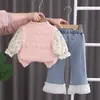 2025 Nova Moda Infantil Elegante Roupa de Bebê para Primavera e Outono Conjunto de Três Peças com Colete Vazado de Manga Longa Traje de Moda de Primavera para Meninas