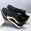 Nuevas Zapatillas Deportivas para Hombre Primavera 2026, Zapatos Casuales de Gama Alta con Suela Suave y Superficie Suave, Zapatos Versátiles de Encaje Transpirables de Moda