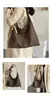 Bolsa tote de camurça e pelúcia de ombro único bolsa de couro macio casual de grande capacidade feminina nova outono e inverno versátil bolsa de axila feminina