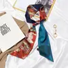 Novo lenço de cabelo francês retrô Pequeno lenço feminino primavera e outono estilo ocidental lenço pequeno versátil com gravata para camisa bolsa lenço pequeno