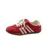 Zapatos casuales de cordones 2026 de suela blanda, zapatillas versátiles de colores combinados de suela plana, ligeras, cómodas, para entrenamiento alemán de estudiantes, versión coreana