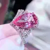 Anillo Runxin New Crown Completo de Diamantes para Mujer Forma de Gota Piedra Sintética Turmalina Rosa Apertura Ajustable Anillo para Mujer