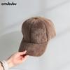 Gorra de béisbol de felpa gruesa de otoño e invierno para hombres y mujeres, cálida y resistente al frío, estilo coreano, pequeña y moderna, combinable con todo.