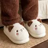Chinelos de algodão com urso de desenho animado, chinelos femininos de inverno para casa, quentes e confortáveis para uso doméstico, sapatos de algodão antiderrapantes de sola grossa para outono e inverno, atacado para homens