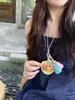 Collar colgante de abanico pequeño de junco tejido a mano KT de verano, colgante de pericardio para niña, regalo, película de viaje a Hawái