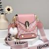 Mini Bolsa Feminina 2026 Novo Modelo Bolsa para Celular Casual Versátil Bolsa de Ombro Feminina com Boneca
