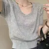 Camiseta Amarilla de Hombros Caídos y Manga Corta para Mujer, Nuevo Estilo Verano 2026, Top Corto de Punto Ajustado Versátil de Alta Gama