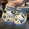 Adecuado para Zapatos Crocs, Pan de Flores, Hebillas para Zapatos Crocs, Hebillas Decorativas, Accesorios Divertidos y Lindos de Nicho, Extraíbles