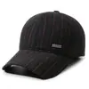 Boné de beisebol masculino de lã espesso e quente para outono e inverno, com proteção para as orelhas, chapéu de algodão casual e fashion listrado para atividades ao ar livre
