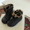 Botas de Neve Infantis 2026 Outono/Inverno Novo Estilo Confortáveis Solado Macio Botas de Couro Moda Coreana Botas de Algodão com Forro de Lã Espesso Sapatos de Algodão